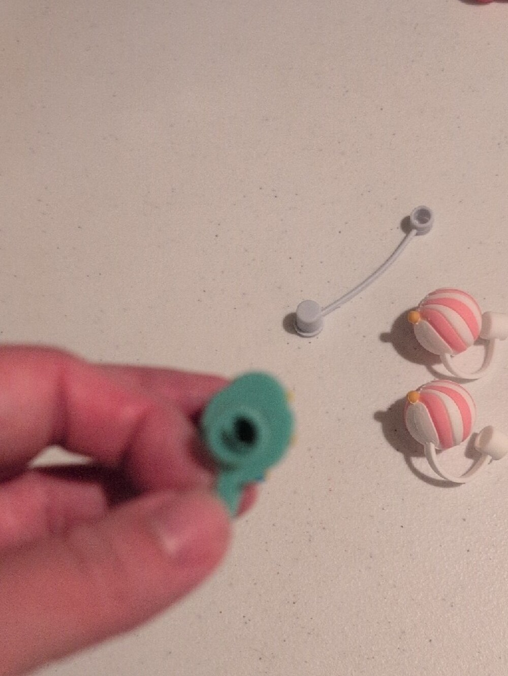 Festive Straw Toppers - Picture 3 of 13